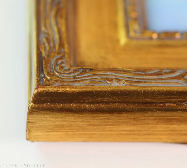 Example of gold nouveau frame corner